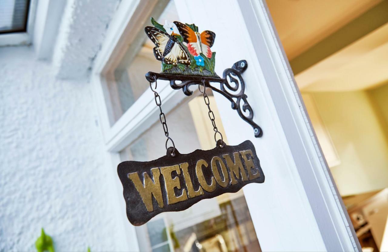 The Castle House Villa Whitby Ngoại thất bức ảnh