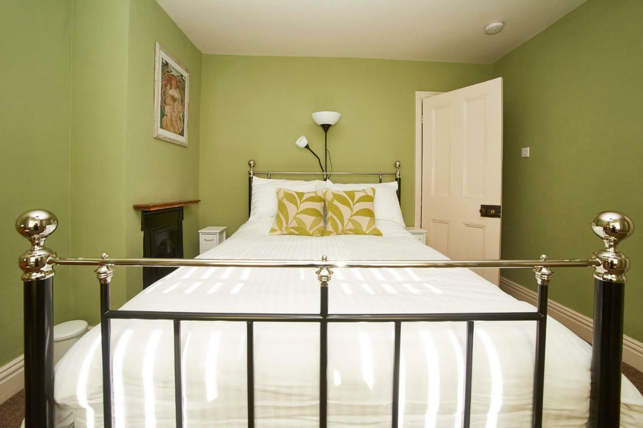 The Castle House Villa Whitby Ngoại thất bức ảnh