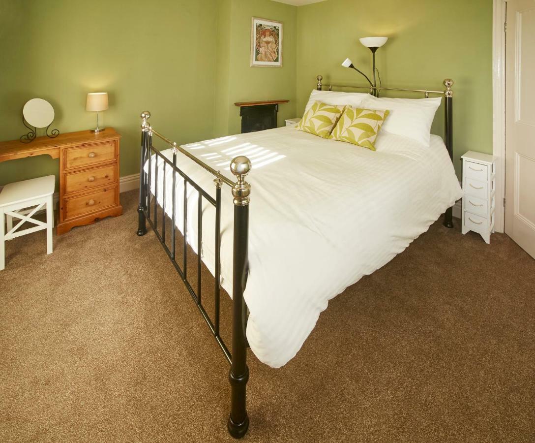 The Castle House Villa Whitby Ngoại thất bức ảnh